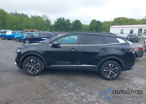 2023 Kia Sportage Hybrid Ex from USA, damaged, VIN KNDPVCAG8P7030958